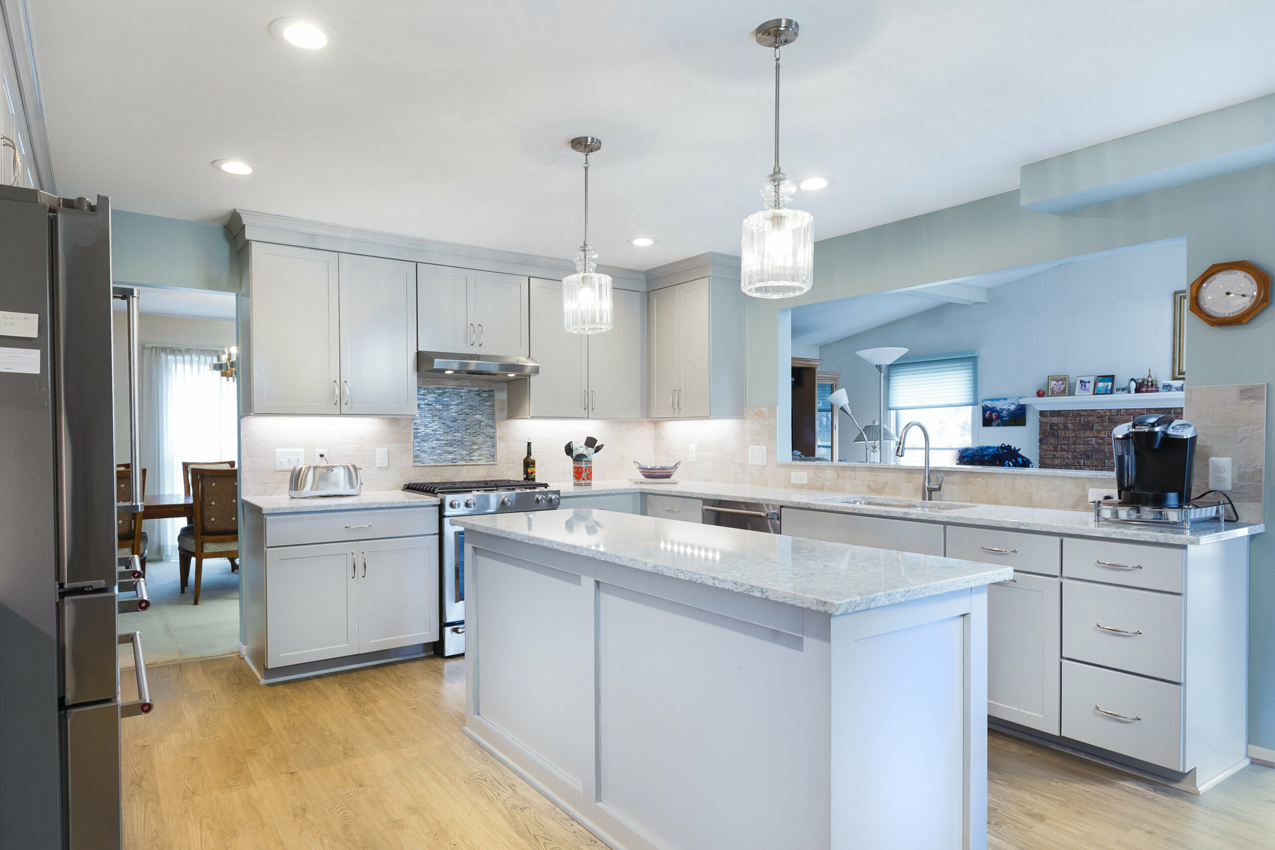 Kitchen Remodeler in Rochester Hills with white cabinets